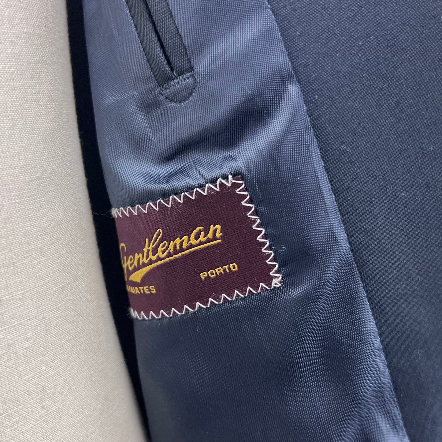 Gabardine Trincheira 3/4 - Azul Esc.